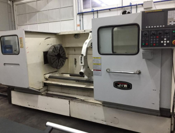 Foto: TORNO CNC J&W - SK61100Q - ANO 2013 - 1000 X 2000MM