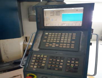 Foto: TORNO CNC VERTICAL DE ALTA PRUDUÇÃO  HARDINGE EMAG VL 3 ANO 2001