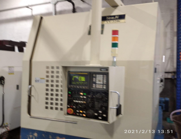 Foto: TORNO VERTICAL CNC - YOUJI - YV-320C - PASSAGEM 600MM - COM 3 FERRAMENTAS ACIONADAS