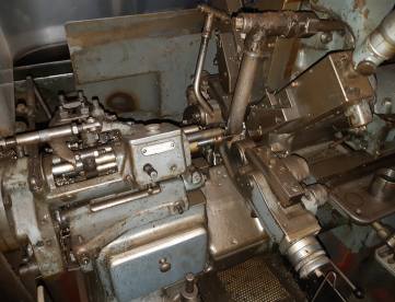 Foto: TORNO AUTOMATICO STROHM 125
