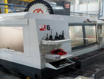 Foto: CENTRO DE USINAGEM VERTICAL - HAAS - VF6 - ANO 2012 - 1600 x 810 x 760mm