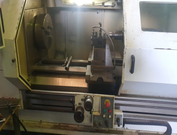 Foto: TORNO CNC ROMI MULTIPLIC 40 A -2000 X 685 - ANO 2006