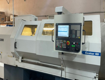 Foto: TORNO CNC - ROMI - CENTUR 40 - ANO 2015 - 620 X 1000MM