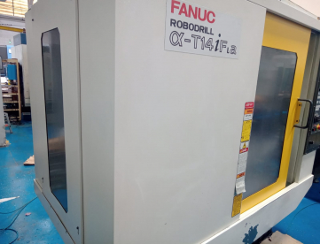 Foto: CENTRO DE USINAGEM VERTICAL - FANUC - ROBODRILL T14i Fa - ANO 2011