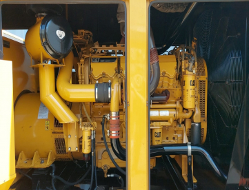 Foto: GERADOR DE 906 KVA  -CATERPILLAR  -MODELO C27 - ANO 2012