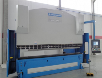 Foto: DOBRADEIRA CNC - GASPARINI - PSG 250 / 4000 - ANO 2008 - 250 TON x 4.000 MM - 4 Eixos