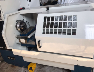 Foto: TORNO CNC ROMI - CENTUR 30RV TODA REFORMADA