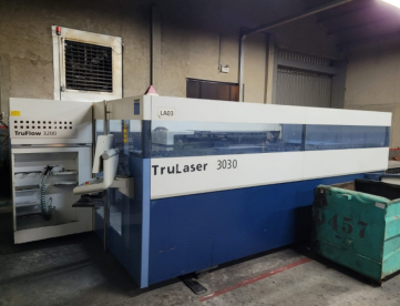 Foto: MÁQUINA DE CORTE A LASER - TRUMPF - L3030 – L20 - ANO 2010 - 3.200 Watts