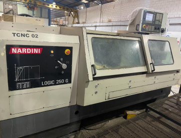 Foto: TORNO CNC NARDINI LOGIC 250 - 500MM X 1000MM - ANO 2010