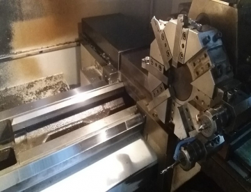 Foto: TORNO CNC TRAVIS TR1 - 1000MM X 460MM - ANO 2007