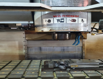 Foto: CENTRO DE USINAGEM HAAS VM3 MOLD MAKER HIGH SPEED - 1000MM X 500MM X 635MM - ANO 2006