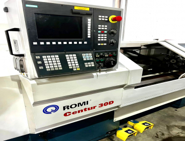 Foto: TORNO CNC - ROMI - CENTUR 30D - ANO 2011 - 420 x 1000 MM