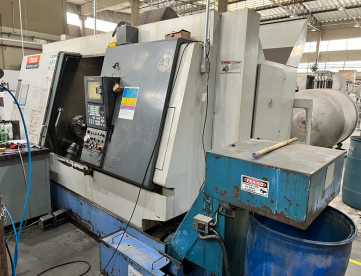 Foto: CENTRO DE TORNEAMENTO MAZAK - INTEGREX 300Y - ANO 2000