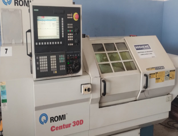 Foto: TORNO CNC ROMI CENTUR 30D -500 X 430 -ANO 2008