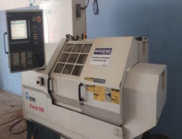 Foto: TORNO CNC ROMI CENTUR 30D -500 X 430 -ANO 2008