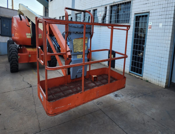 Foto: PLATAFORMA ELEVATORIA JLG 600 AJ - ANO