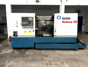 Foto: CENTRO DE TORNEAMENTO TORNO CNC ROMI GALAXY 30 - 320MM X 1020MM - ANO 2005