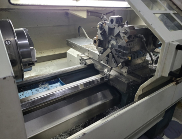 Foto: TORNO CNC ROMI CENTUR 30D - 430MM X 1000MM - ANO 2007 - PNEUMÁTICO