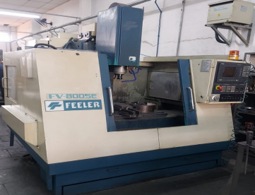 Foto: CENTRO DE USINAGEM VERTICAL FEELER FV-800SE- ANO 1999