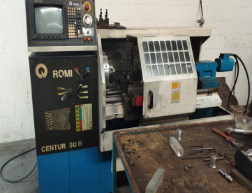 Foto: TORNO CNC ROMI CENTUR 30R - 430MM X 1000MM