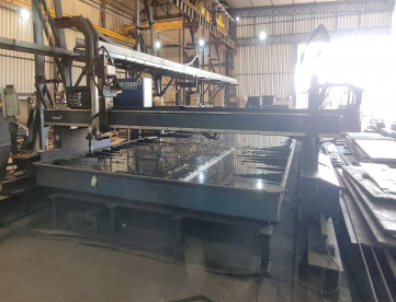 Foto: CORTE A PLASMA CNC MESSER MULTITHERM 3000 - HPR400 XD - MESA 3000MM X 14000MM - ANO 2010