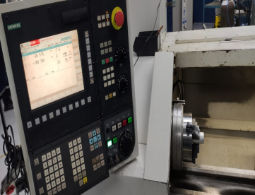 Foto: TORNO CNC ROMI -CENTUR30D -1000 X 430 -ANO 2007