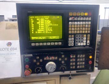 Foto: LOTE RF 0034 - CENTRO DE TORNEAMENTO - OKUMA - LN08 CADET