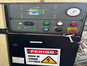 Foto: COMPRESSOR DE PARAFUSO ENGERSOLL RAND UP6-20 HP- ANO 2017