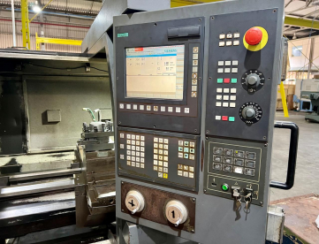 Foto: TORNO CNC - PANMACHINE - KL2440 - ANO 2010/2011 - 630 x 1000 MM - COMANDO SIEMENS