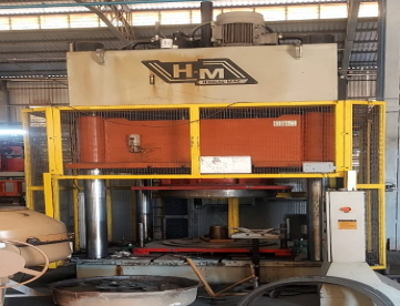 Foto: PRENSA HIDRÁULICA HIDRAL- MAC - MODELO HMP500X250TON - ANO 2010