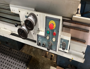 Foto: TORNO CNC ROMI MULTIPLIC 40A - 2000 X 685 -ANO 2008