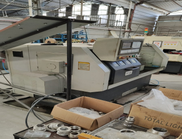 Foto: TORNO CNC ZHEJIANG GFIR CK6132 ANO 2013