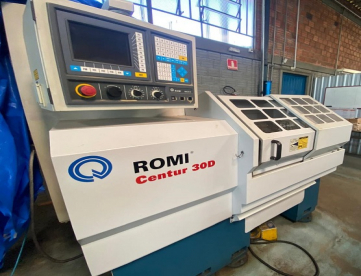 Foto: TORNO CNC - ROMI - CENTUR 30D - 1000 x 430 MM - ANO 2004