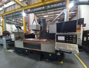 Foto: RETÍFICA PLANA CNC MININI PL7 16CNC - M2000 (1600X600MM) ANO 1995