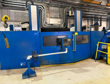 Foto: TORNO VERTICAL CNC -PHOEMIX VTC 144/160  -DUAS TORRES -ANO 2008