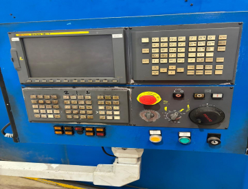 Foto: TORNO VERTICAL CNC -PHOEMIX VTC 144/160  -DUAS TORRES -ANO 2008