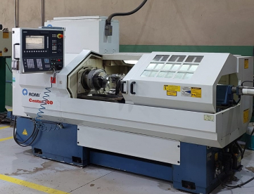 Foto: TORNO CNC - ROMI - CENTUR 30D - ANO 2008 - 430 x 1000 MM - COMANDO SIEMENS