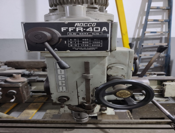 Foto: FURADEIRA FRESADORA MARCA ROCCO MODELO FFR-40A