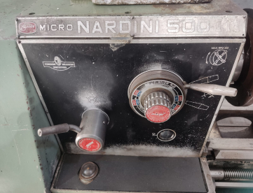 Foto: TORNO MECANICO MARCA NARDINI MODELO MICRO500 III 