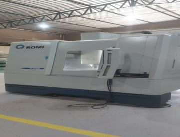 Foto: CENTRO DE USINAGEM VERTICAL - ROMI D 600 V5.7 10000RPM 20F - FANUC 0I-MF-PLUS –ANO 2022