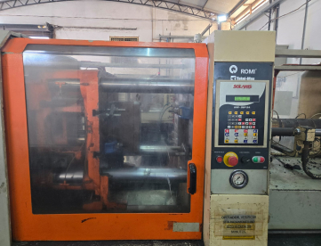 Foto: INJETORA DE PLASTICOS ROMI PRIMAX100R -MAQUINA MUITO NOVA -MAQUINA TODA REVISADA -ANO 1998