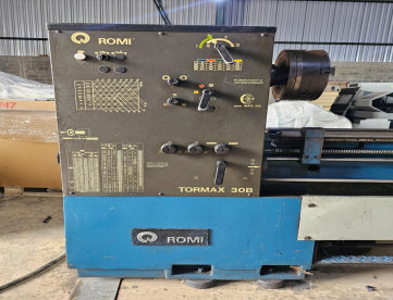 Foto: TORNO MECÂNICO - ROMI - TORMAX 30B - ANO 2005 - 660 x 3250 MM