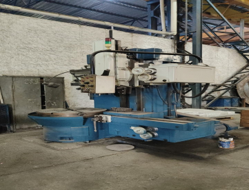 Foto: TORNO VERTICAL STANKOIMPORT 1510 ANO 1980