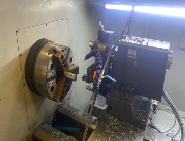 Foto: TORNO CNC - NARDINI - LOGIC 350 - ANO 2024 - 700 x 3050 MM - COMEÇOU A TRABALHAR EM 2025