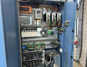 Foto: AFIADORA AUTOMÁTICA E CHANFRADORA DE DISCOS DE SERRA  DE HSS-MARCA LOROCH  -MODELO  KSC710 -ANO 2005