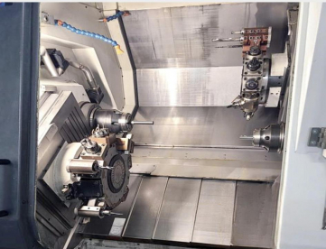 Foto: CENTRO DE TORNEAMENTO - EUROTECH - ANO 2020 - COM FERRAMENTAS ACIONADAS E ALIMENTADOR DE BARRAS - 500 x 960 MM
