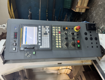 Foto: CENTRO DE USINAGEM VERTICAL - TONGTAI - TMV 1050 Q-II - ANO 2016 - 1000 x 600 x 530 MM - HIGH SPEED 15.000 RPM - COMANDO FANUC