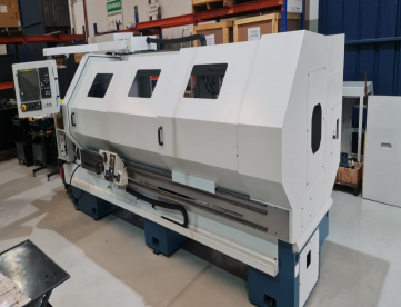 Foto: TORNO CNC - ROMI - CENTUR 40A - 680 x 3000 MM - NOVO