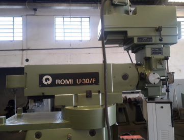 Foto: FRESADORA COMBINADA ROMI U30-F COMPLETA