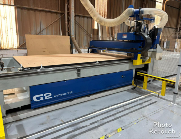 Foto: CENTRO DE USINAGEM CNC - GIBEN PRA MADEIRA E COMPENSADO G2 GENESIS 612 - MAGAZINE COM 8 FERRAMENTAS - ANO 2020
